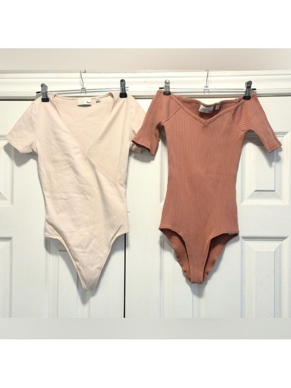 Aritzia Wilfred Free Bodysuit Bundle 2 Short Sleeve Bodysuits Pink Size XS